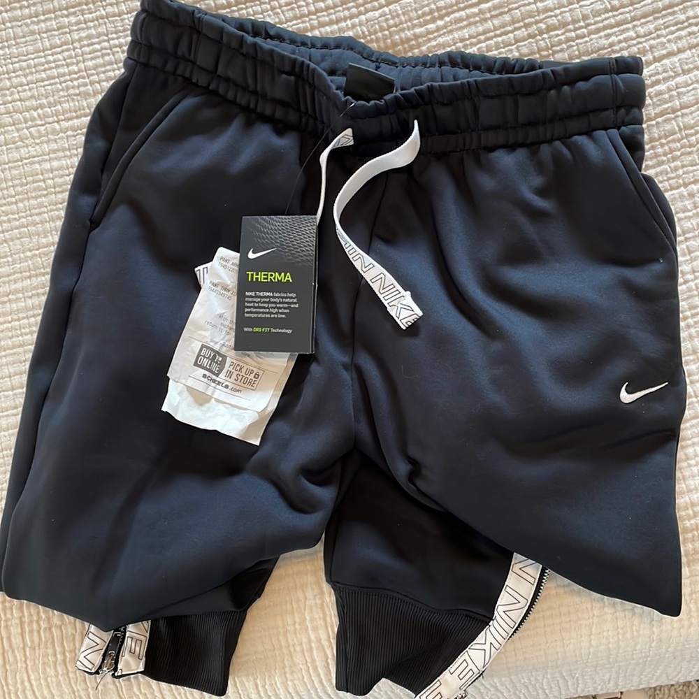 Nike dry fit joggers-Band new with tags